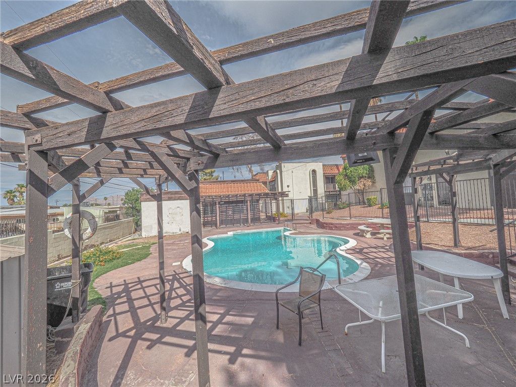 Image 78 of property listing at 1370 Vegas Valley Drive 44, Las Vegas, NV 89169