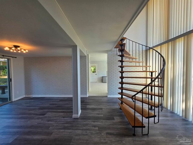 243 Euclid St, Pensacola, FL 32503