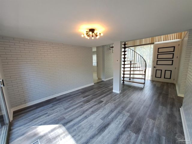 243 Euclid St, Pensacola, FL 32503