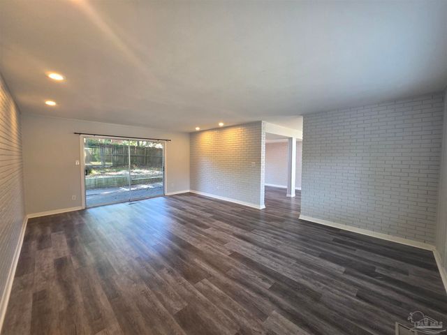 243 Euclid St, Pensacola, FL 32503
