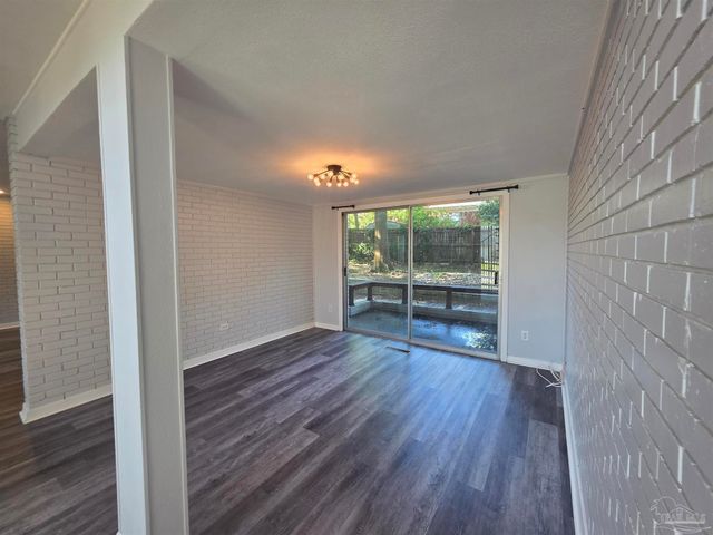 243 Euclid St, Pensacola, FL 32503