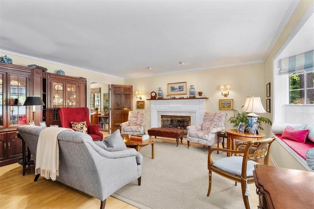 1418 White Pine Drive, Eau Claire, WI 54701