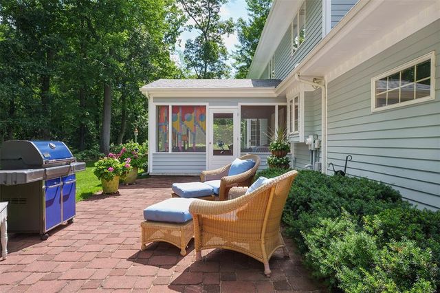 1418 White Pine Drive, Eau Claire, WI 54701