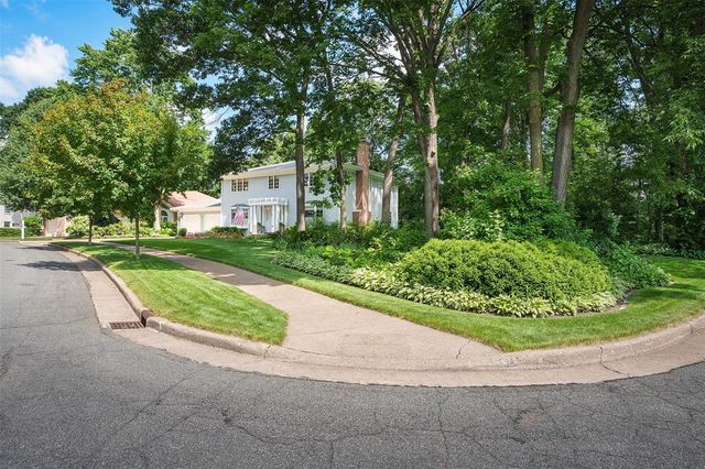 1418 White Pine Drive, Eau Claire, WI 54701