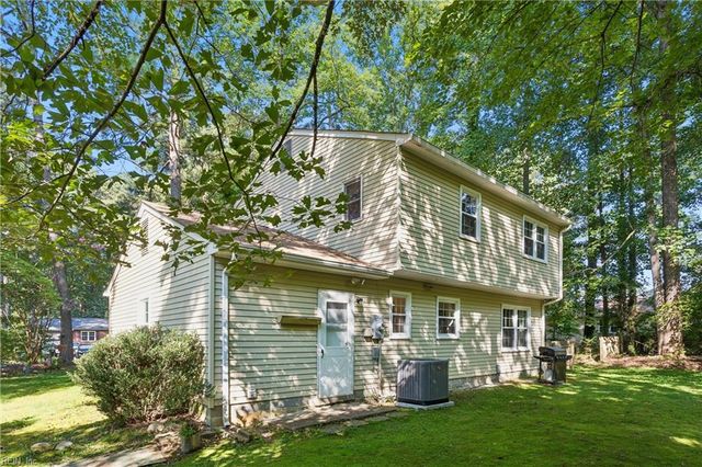 109 Nevada CIR, Williamsburg, VA 23188