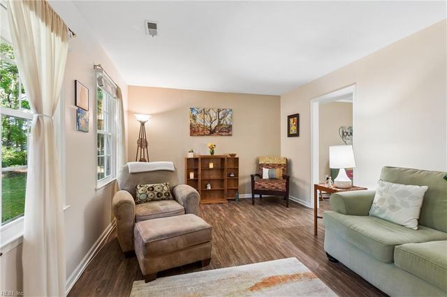 109 Nevada CIR, Williamsburg, VA 23188