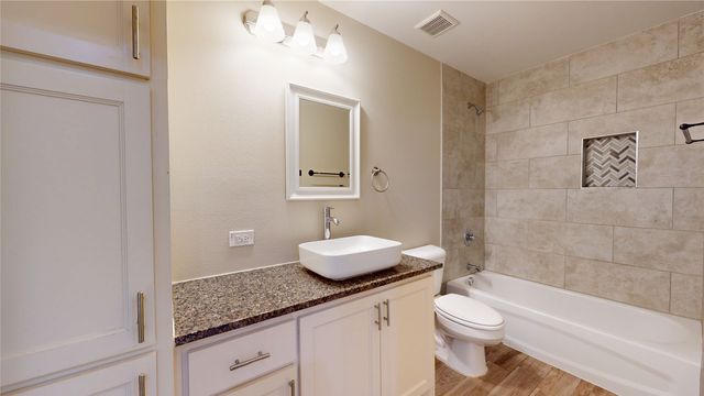 719 W Texas Street, Denison, TX 75020