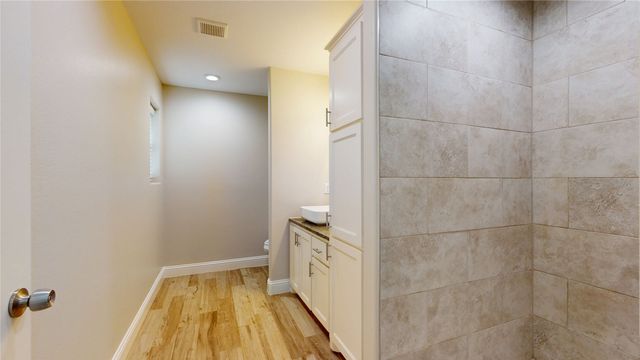 719 W Texas Street, Denison, TX 75020