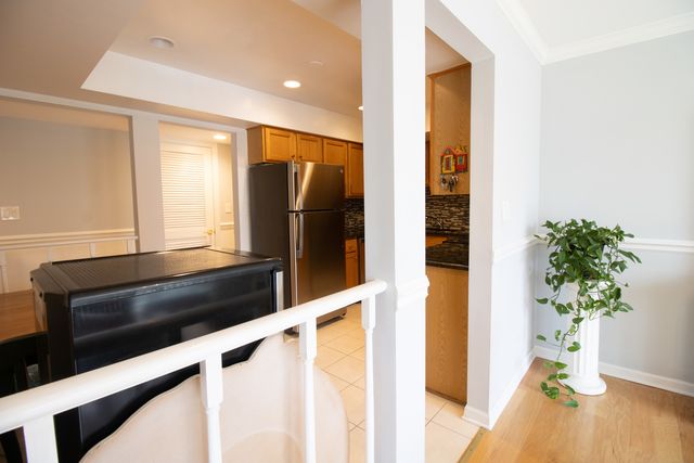 120 Carriage Way Drive 202B, Burr Ridge, IL 60527