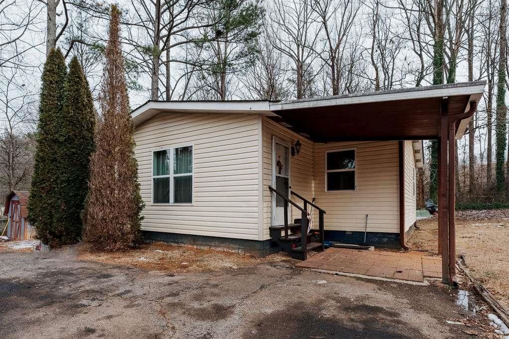 5408 Waterwood Drive, Gainesville, GA 30506