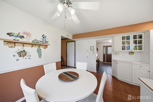 7 candle Lane, East Brunswick, NJ 08816