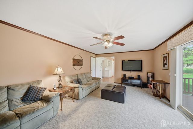 7 candle Lane, East Brunswick, NJ 08816