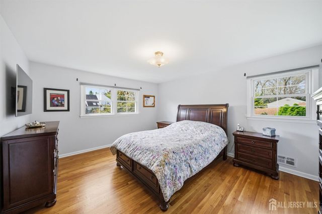 7 candle Lane, East Brunswick, NJ 08816