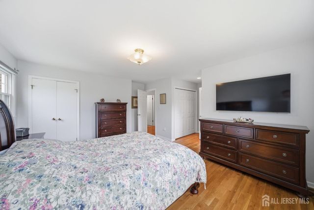 7 candle Lane, East Brunswick, NJ 08816