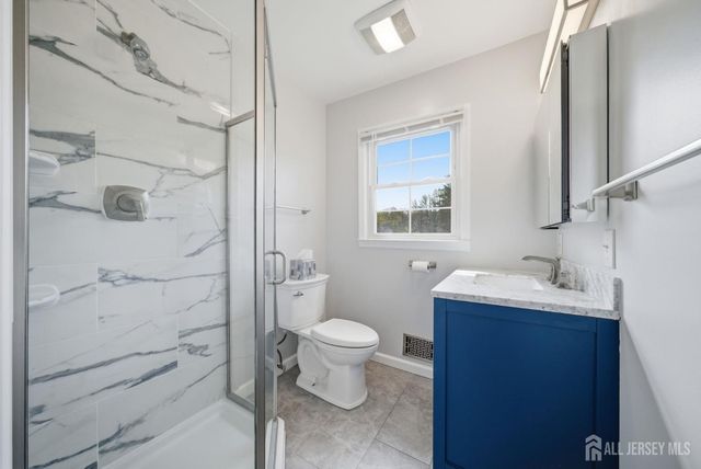 7 candle Lane, East Brunswick, NJ 08816