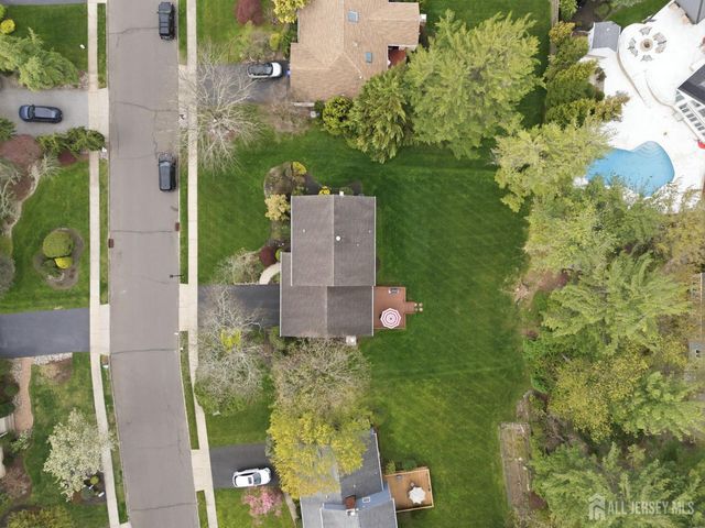 7 candle Lane, East Brunswick, NJ 08816