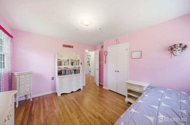 7 candle Lane, East Brunswick, NJ 08816