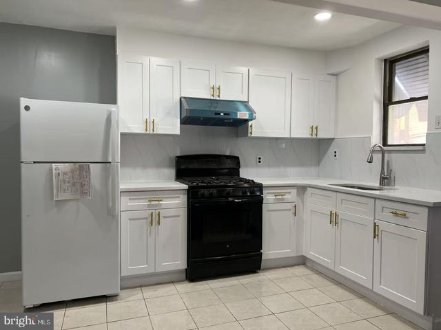5844 AKRON ST, Philadelphia, PA 19149