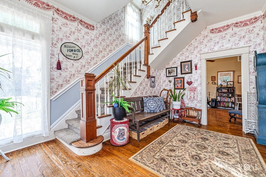 Image 10 of property listing at 521 W Highland Blvd, San Angelo, TX 76903