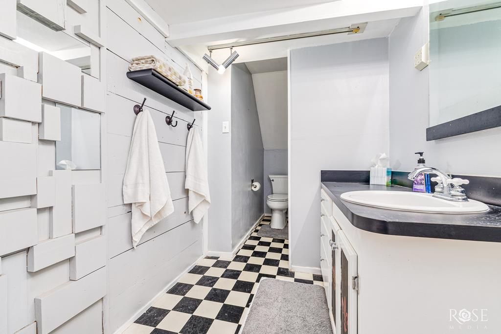 Image 38 of property listing at 521 W Highland Blvd, San Angelo, TX 76903