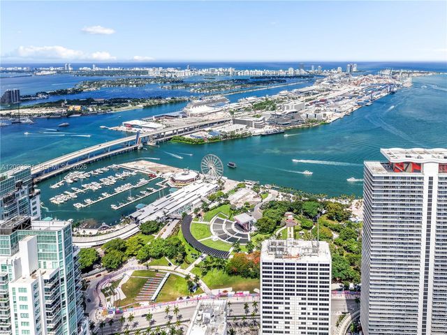 227 NE 2nd Street 2806, Miami, FL 33132