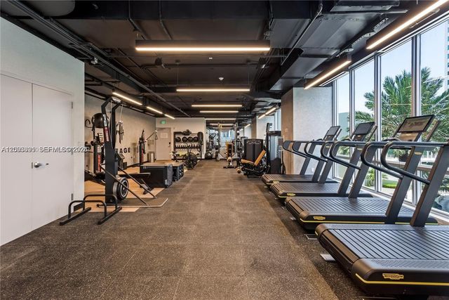 227 NE 2nd Street 2806, Miami, FL 33132