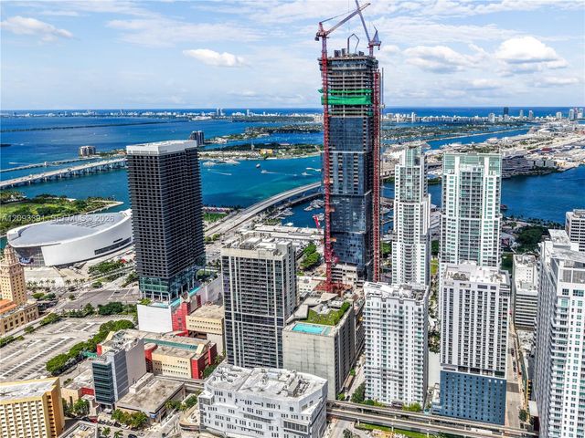 227 NE 2nd Street 2806, Miami, FL 33132