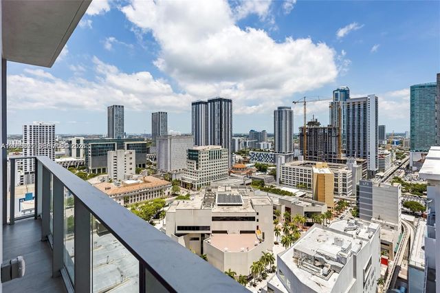 227 NE 2nd Street 2806, Miami, FL 33132