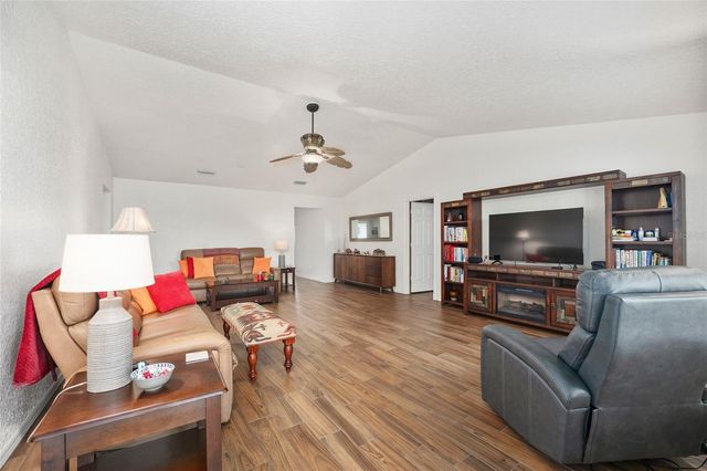 8560 SW 90TH STREET E, Ocala, FL 34481