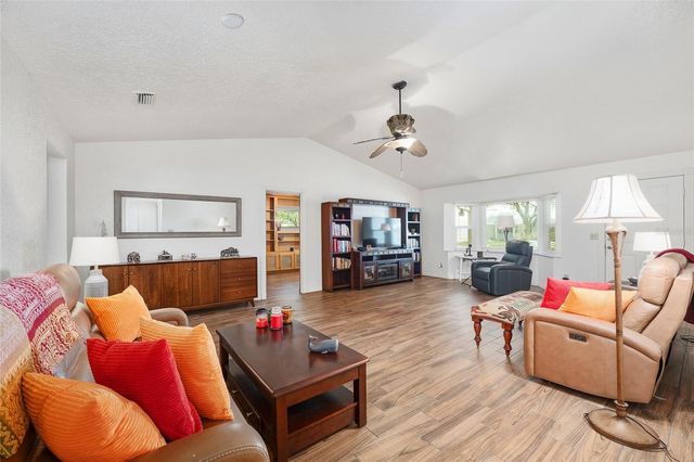8560 SW 90TH STREET E, Ocala, FL 34481
