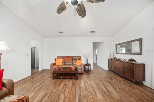 8560 SW 90TH STREET E, Ocala, FL 34481