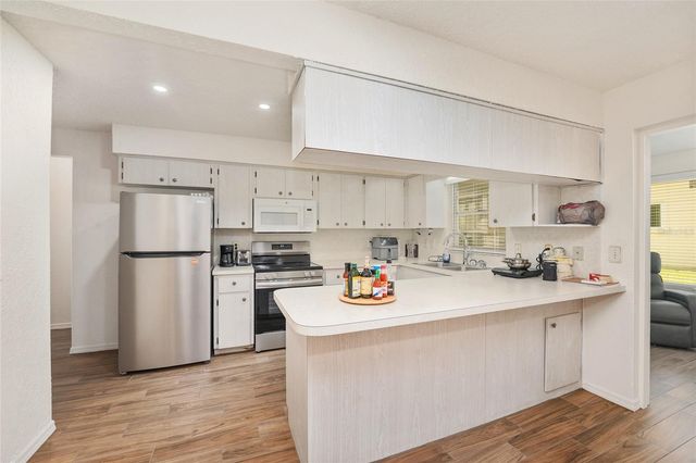 8560 SW 90TH STREET E, Ocala, FL 34481