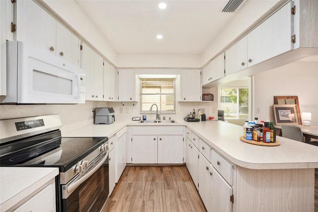 8560 SW 90TH STREET E, Ocala, FL 34481