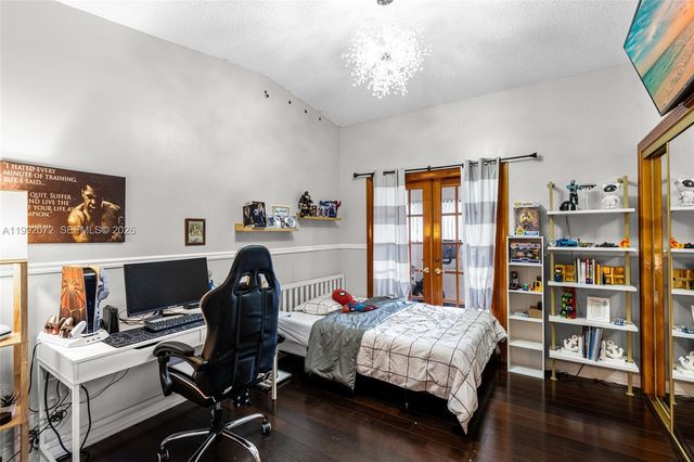 16214 NW 82nd Pl, Miami Lakes, FL 33016