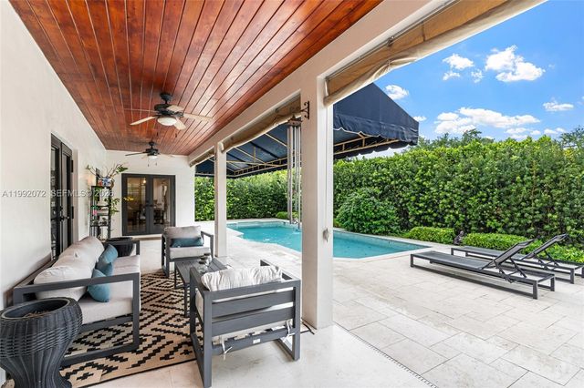 16214 NW 82nd Pl, Miami Lakes, FL 33016