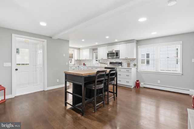 1731 W DOE RUN RD, Kennett Square, PA 19348