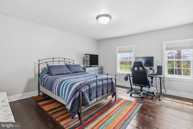 1731 W DOE RUN RD, Kennett Square, PA 19348