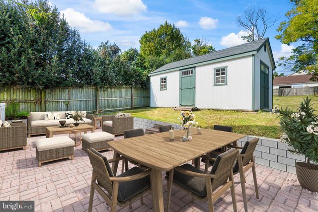 1731 W DOE RUN RD, Kennett Square, PA 19348