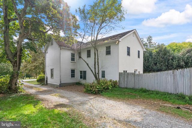 1731 W DOE RUN RD, Kennett Square, PA 19348