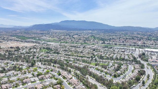 32391 Galatina, Temecula, CA 92592