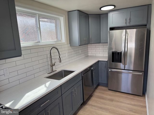 323 SPRUCE ST, Glenolden, PA 19036