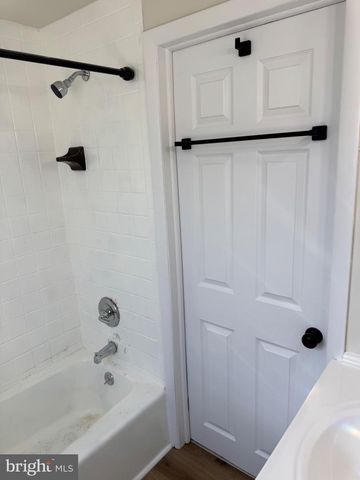 323 SPRUCE ST, Glenolden, PA 19036