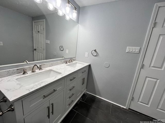 820 Frank, San Antonio, TX 78208