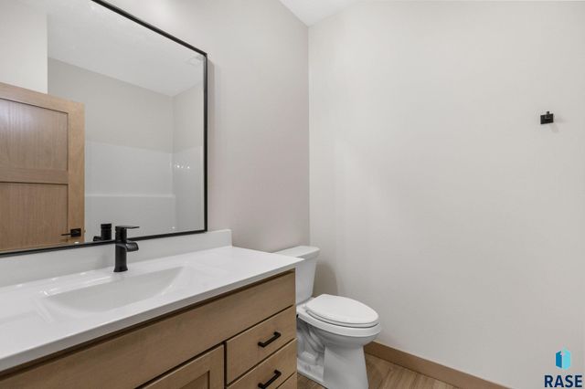 1100 S 6th Ave Avenue, Rock Rapids, IA 51246