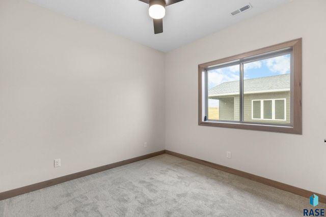 1100 S 6th Ave Avenue, Rock Rapids, IA 51246