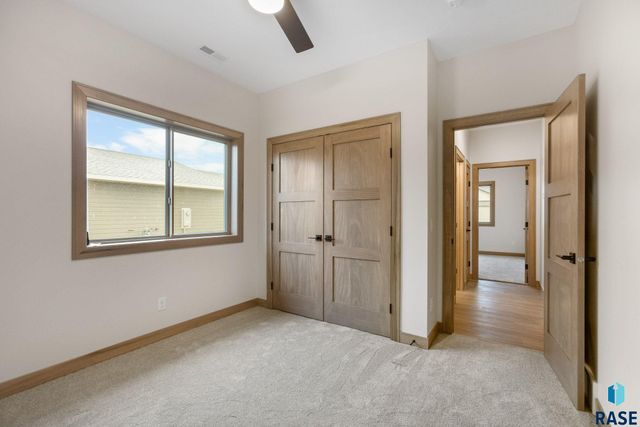 1100 S 6th Ave Avenue, Rock Rapids, IA 51246