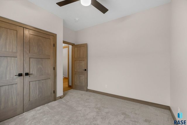 1100 S 6th Ave Avenue, Rock Rapids, IA 51246