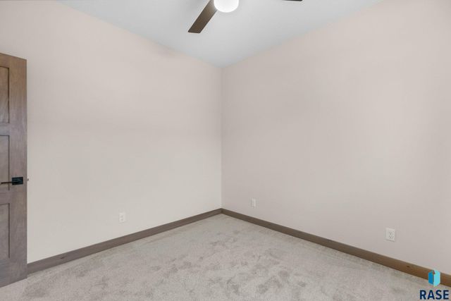 1100 S 6th Ave Avenue, Rock Rapids, IA 51246