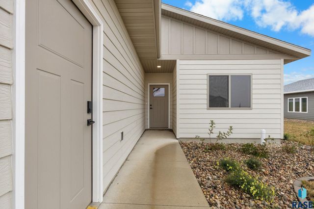 1100 S 6th Ave Avenue, Rock Rapids, IA 51246