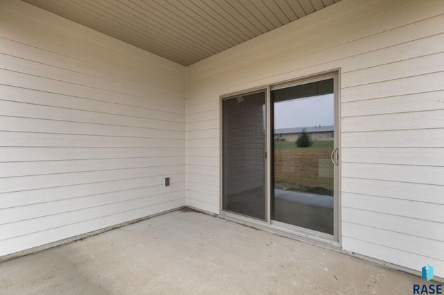 1100 S 6th Ave Avenue, Rock Rapids, IA 51246